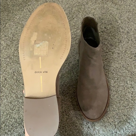Dolce Vita tan booties - Picture 4 of 4